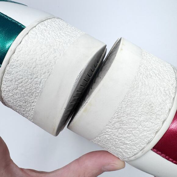 Gucci White Athletic Shoes with Red and Green Stripes in good condition - Picture 15 of 15